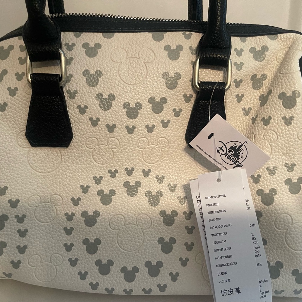 Disney medium size purse - Picture 2 of 9